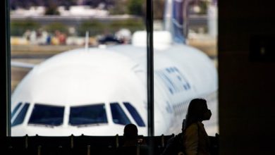 Photo of FAA investigating close call involving United Airlines plane and Black Hawk helicopter in California